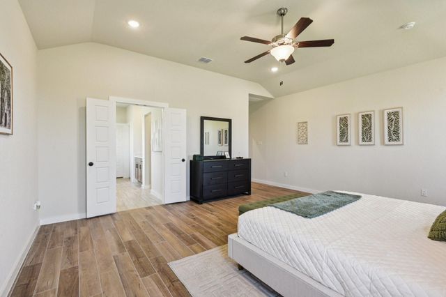 1260 Westfork Drive, Sealy, TX 77474