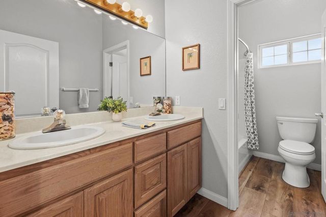 1033 Via Contenta, Escondido, CA 92029