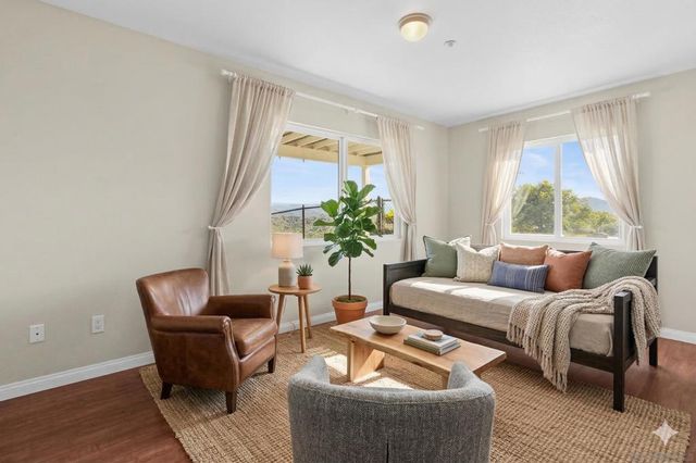 1033 Via Contenta, Escondido, CA 92029