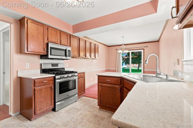 28047 Maple Forest Boulevard E 51, Harrison Charter Township, MI 48045