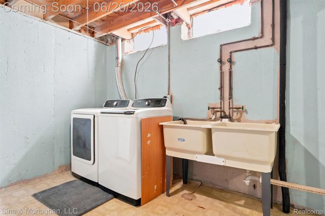 28047 Maple Forest Boulevard E 51, Harrison Charter Township, MI 48045