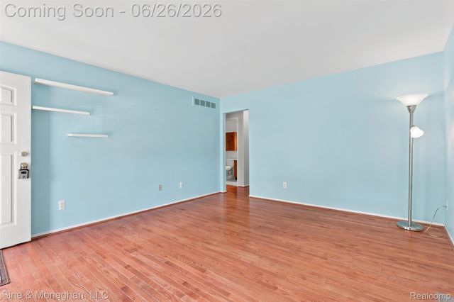 28047 Maple Forest Boulevard E 51, Harrison Charter Township, MI 48045