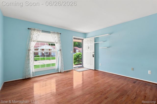 28047 Maple Forest Boulevard E 51, Harrison Charter Township, MI 48045