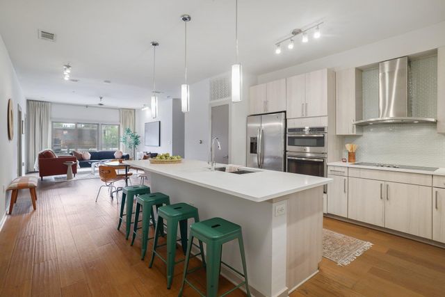 3600 S Lamar BLVD 100, Austin, TX 78704