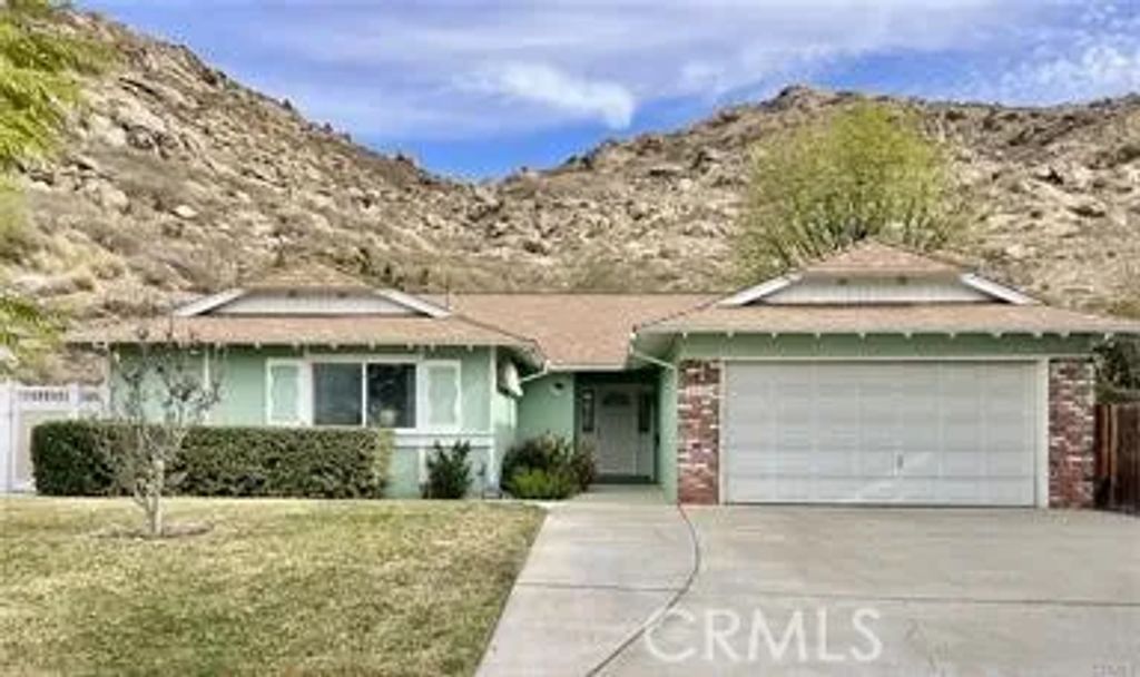 2530 Thayer Court, Riverside, CA 92507