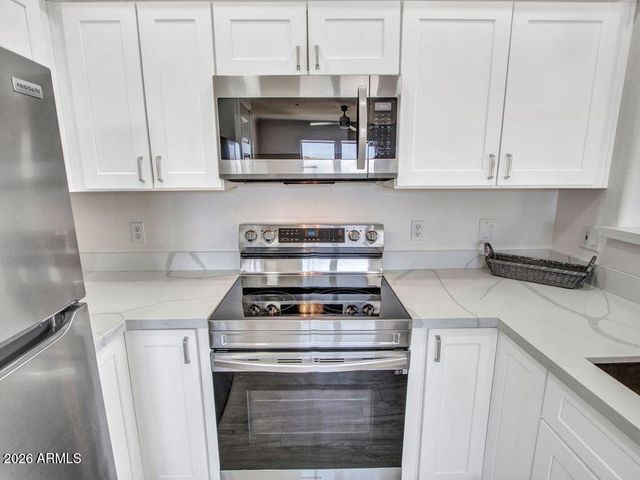 20100 N 78th Place 3084, Scottsdale, AZ 85255