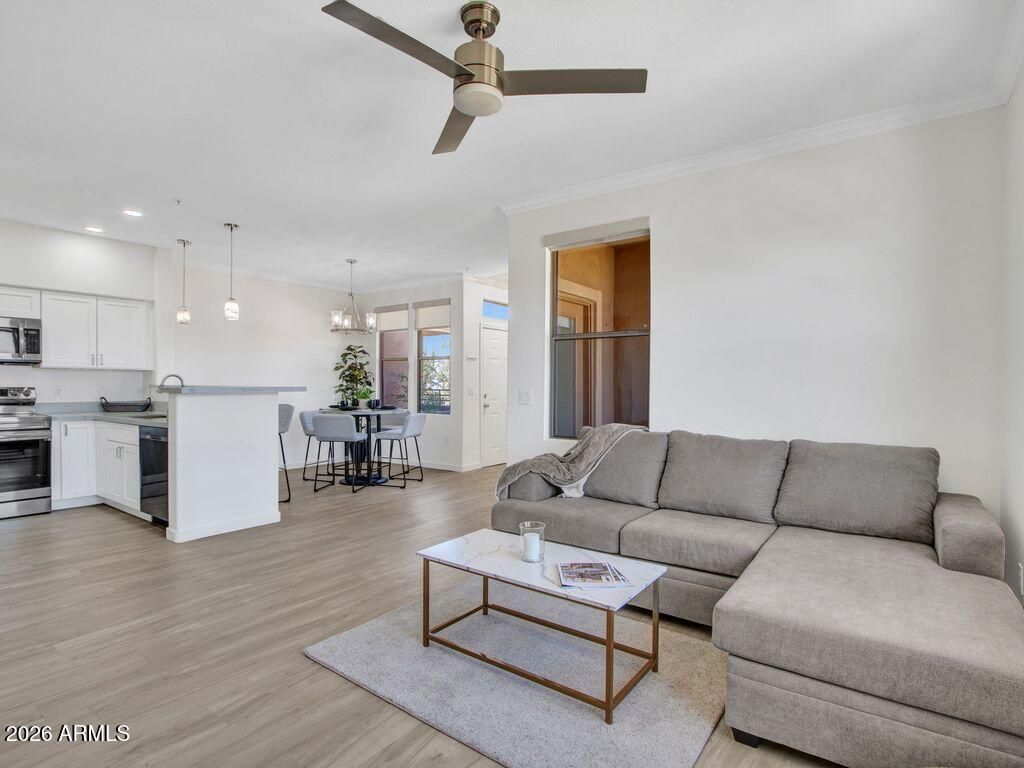 20100 N 78th Place 3084, Scottsdale, AZ 85255
