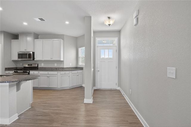 132 Riley WAY, Smithfield, VA 23430