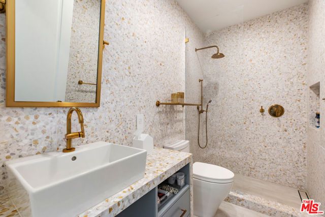 10110 Empyrean Way 204, Los Angeles, CA 90067