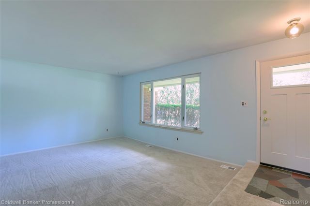 3634 South Boulevard, Bloomfield Hills, MI 48304