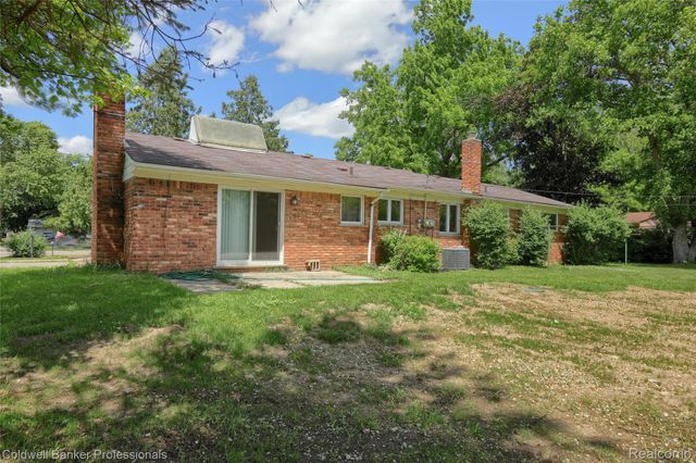 3634 South Boulevard, Bloomfield Hills, MI 48304