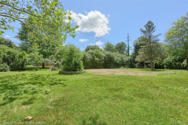 3634 South Boulevard, Bloomfield Hills, MI 48304