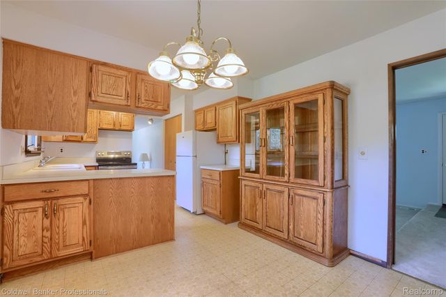 3634 South Boulevard, Bloomfield Hills, MI 48304