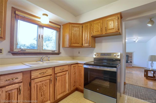 3634 South Boulevard, Bloomfield Hills, MI 48304