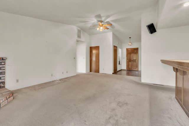 3305 Granada Dr, Cameron Park, CA 95682