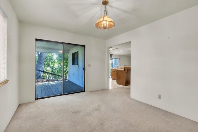 3305 Granada Dr, Cameron Park, CA 95682