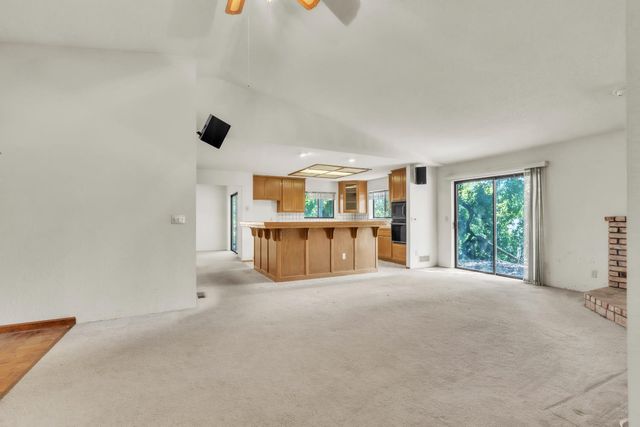 3305 Granada Dr, Cameron Park, CA 95682