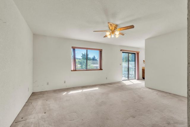 3305 Granada Dr, Cameron Park, CA 95682