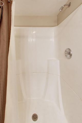 475 Mill STREET, Fontana, WI 53125