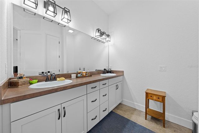 3620 KAISER AVENUE, St Cloud, FL 34772