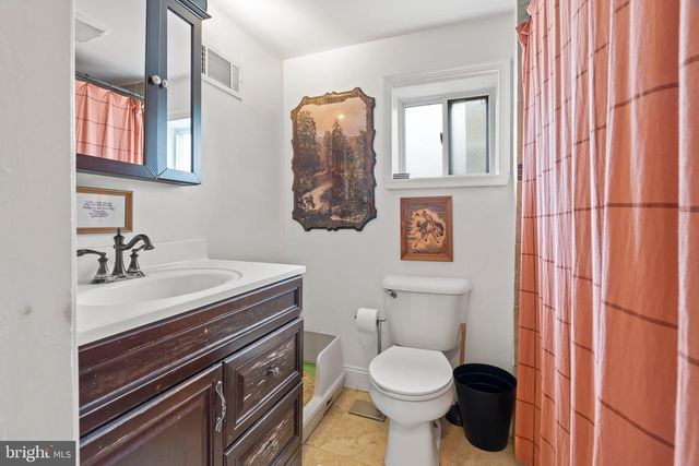 1224 E COLUMBIA AVE, Philadelphia, PA 19125
