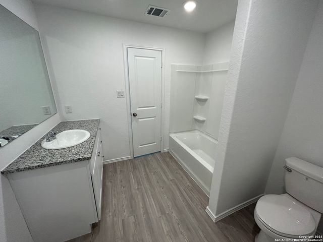 9946 Dicket Mead Road, San Antonio, TX 78254