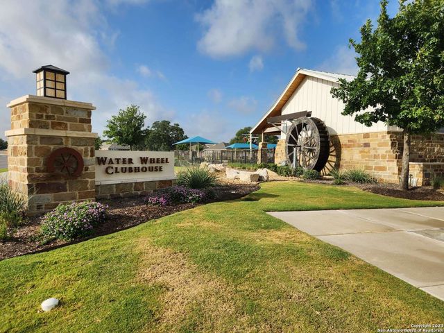 9946 Dicket Mead Road, San Antonio, TX 78254