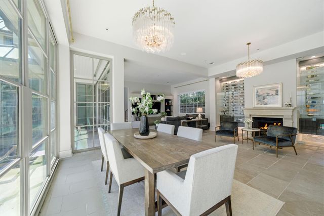 2615 Yupon Street, Houston, TX 77006