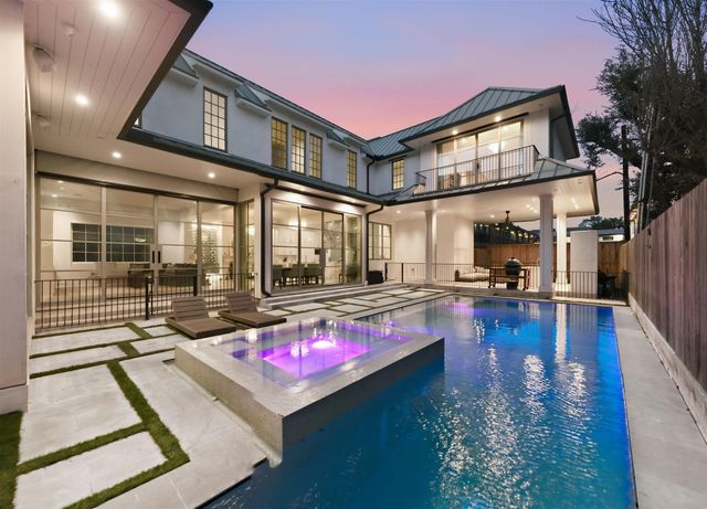 2615 Yupon Street, Houston, TX 77006