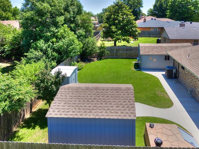 2504 W Vail Court, Yukon, OK 73099