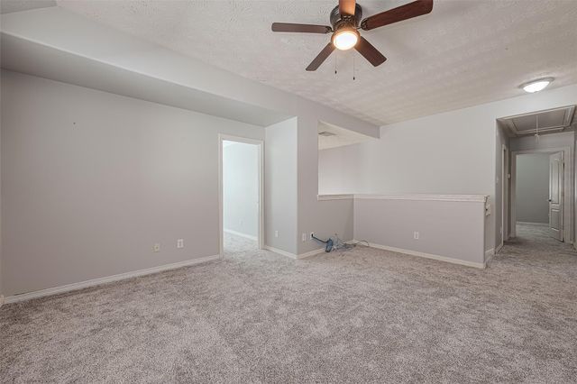 2202 Highland Crossing Drive, Conroe, TX 77304