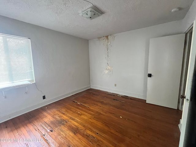 2531 Bryn Mawr Avenue, Biloxi, MS 39531