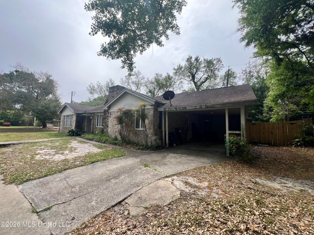 2531 Bryn Mawr Avenue, Biloxi, MS 39531