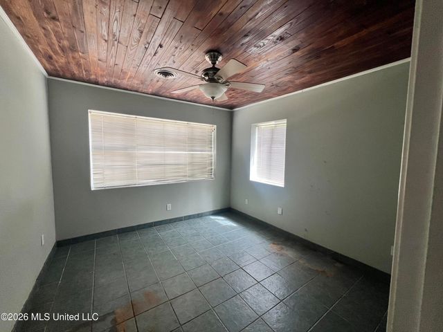 2531 Bryn Mawr Avenue, Biloxi, MS 39531