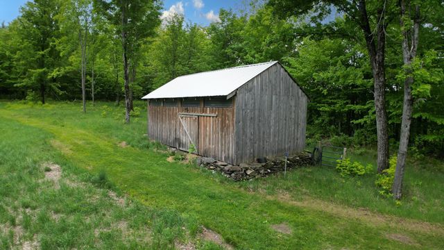 847 Morgan Mile Road, Brookfield, VT 05036