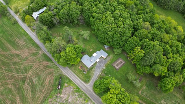 847 Morgan Mile Road, Brookfield, VT 05036