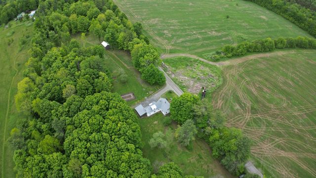 847 Morgan Mile Road, Brookfield, VT 05036