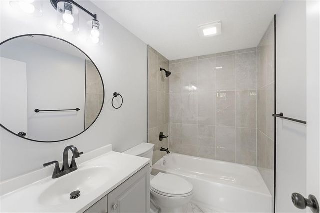 7920 ELM Avenue, Raytown, MO 64138