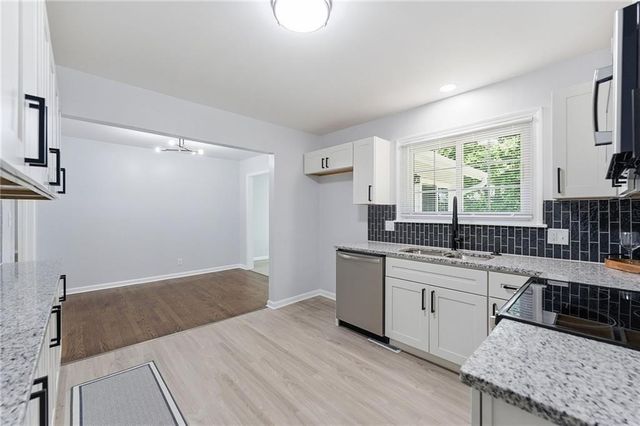 7920 ELM Avenue, Raytown, MO 64138