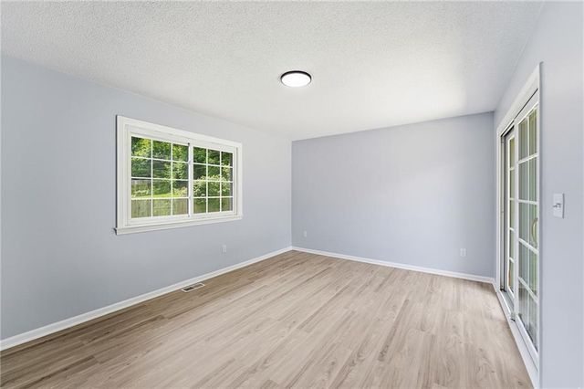 7920 ELM Avenue, Raytown, MO 64138