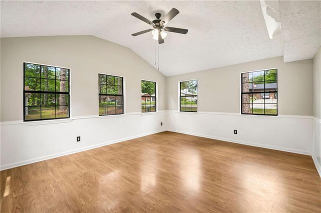 621 Maple Drive, Riverdale, GA 30274