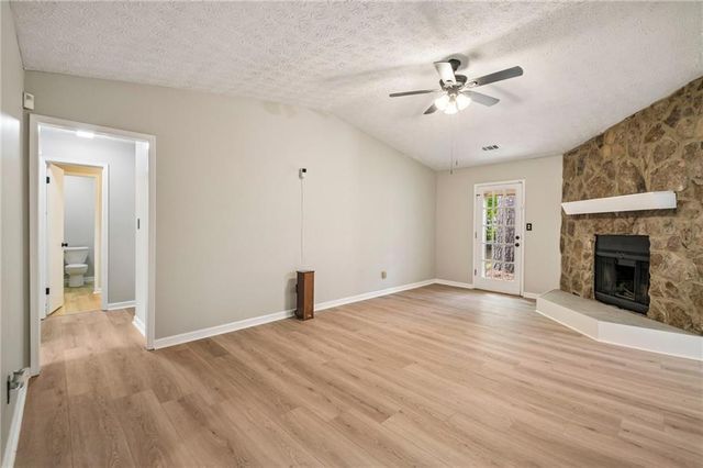 621 Maple Drive, Riverdale, GA 30274