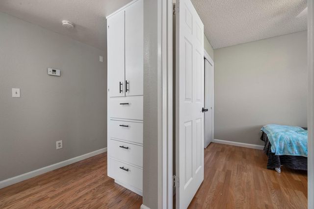 2012 Ridgecrest Dr, Modesto, CA 95351