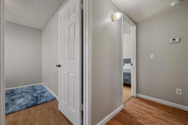 2012 Ridgecrest Dr, Modesto, CA 95351