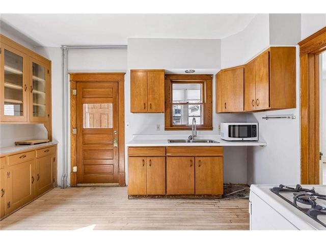 1166 Burns Avenue, Saint Paul, MN 55106