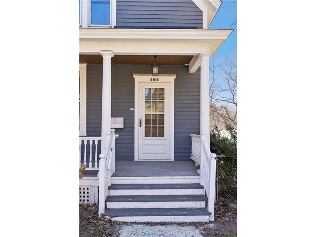 1166 Burns Avenue, Saint Paul, MN 55106