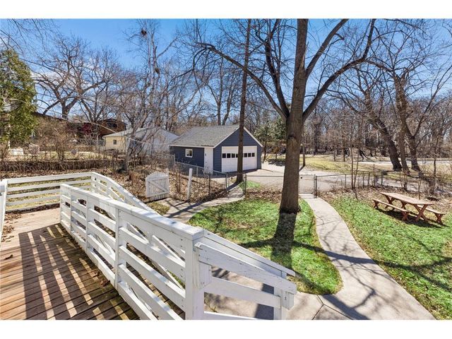 1166 Burns Avenue, Saint Paul, MN 55106