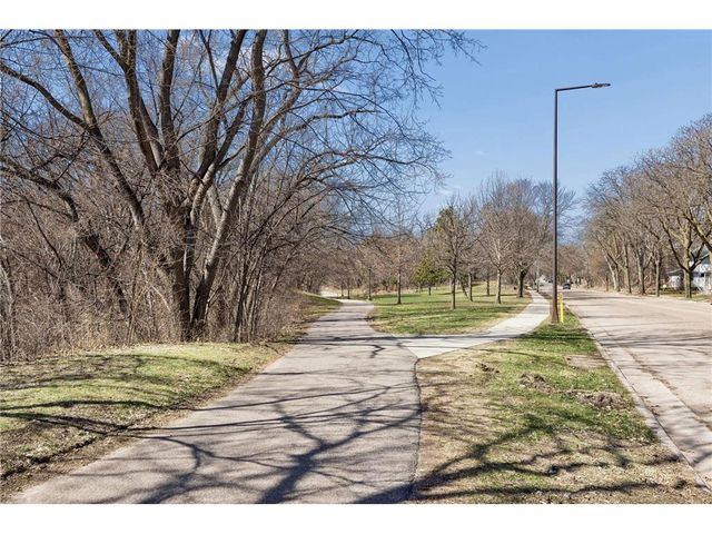 1166 Burns Avenue, Saint Paul, MN 55106