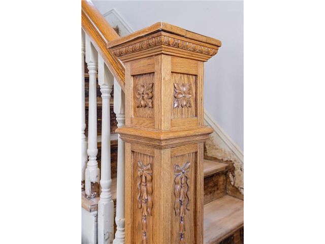 1166 Burns Avenue, Saint Paul, MN 55106