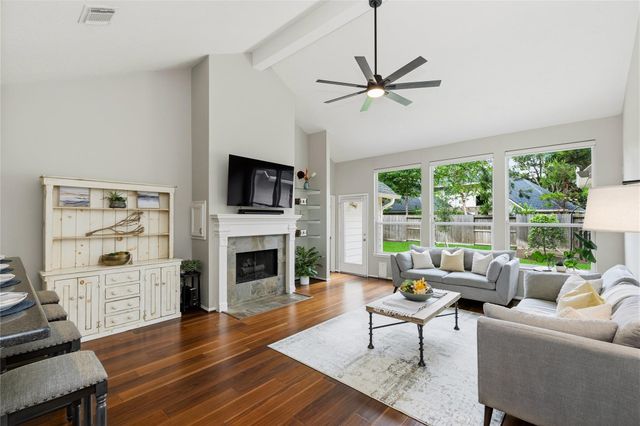 27 Emery Mill Place, The Woodlands, TX 77384